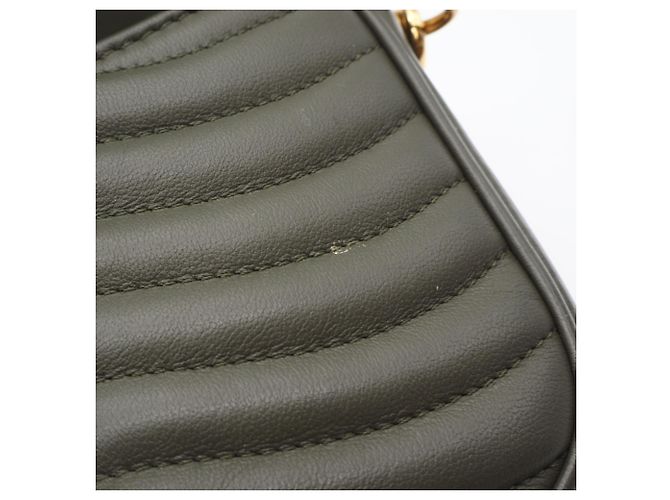 Borsa a Spalla Louis Vuitton New Wave Multi Pochette Cachi - vista 17