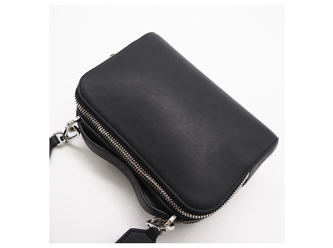 Borsa a tracolla camera in raso e pelle di vitello Anagram Loewe Nero - vista 2