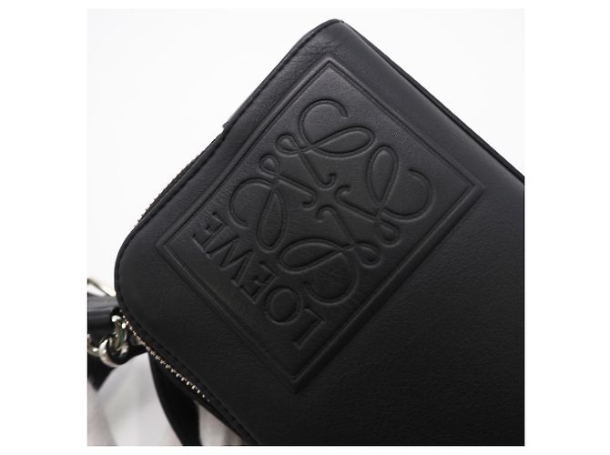 Borsa a tracolla camera in raso e pelle di vitello Anagram Loewe Nero - vista 4