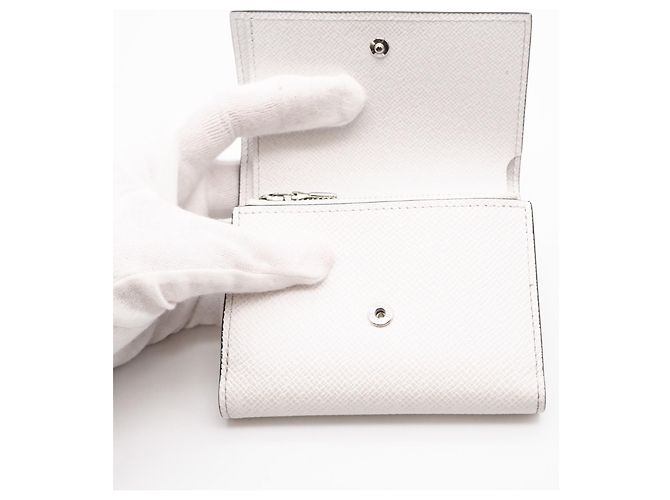 Louis Vuitton Taigarama Victor Wallet Brown White - view 10