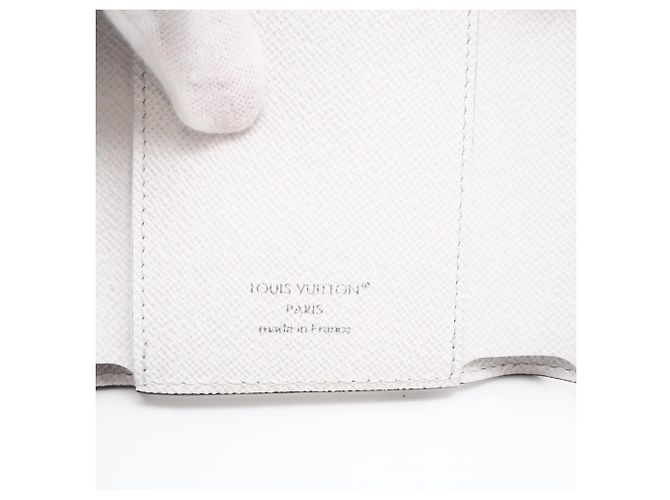 Louis Vuitton Taigarama Victor Wallet Brown White - view 15
