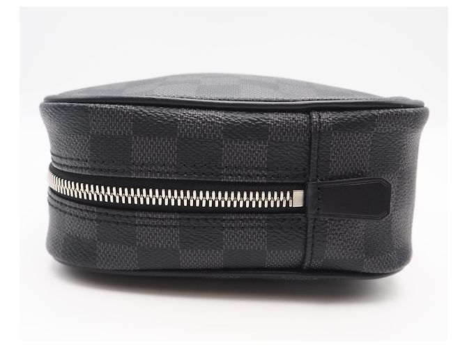 Clutch Louis Vuitton Damier Graphite Marrone Nero - vista 5