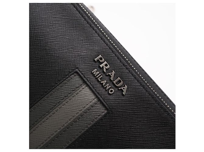 Clutch in Saffiano Prada Marrone Nero - vista 5