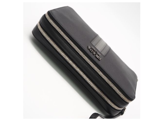 Clutch in Saffiano Prada Marrone Nero - vista 6