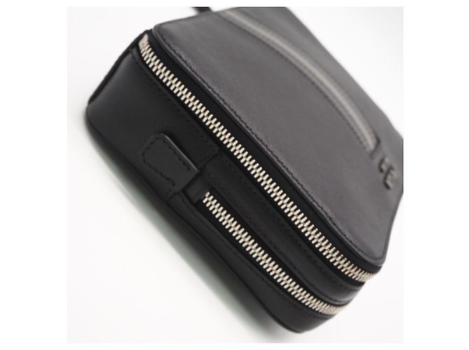 Clutch in Saffiano Prada Marrone Nero - vista 9