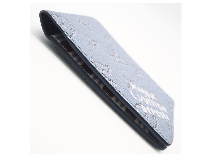 Louis Vuitton Monogram Heritage Canvas Bi-fold Wallet Blue - view 5