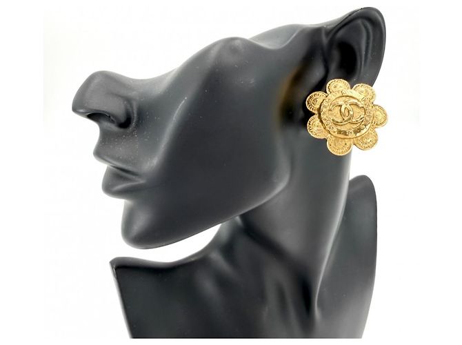 Orecchini a clip Chanel Vintage Flower Motif D'oro - vista 2