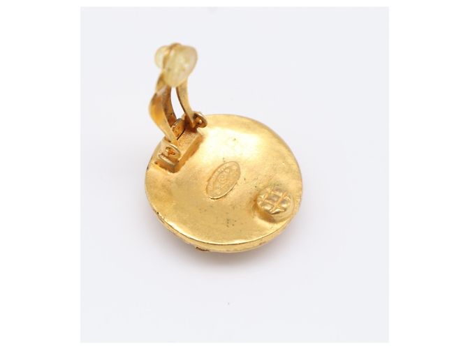 Orecchini a clip rotondi Chanel Coco Mark Oro D'oro - vista 8