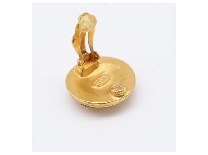 Orecchini a clip rotondi Chanel Coco Mark Oro D'oro - vista 9