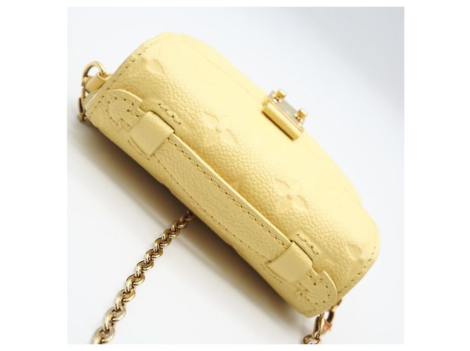 Borsa a Spalla Louis Vuitton Monogram Empreinte Micrometis Giallo - vista 5