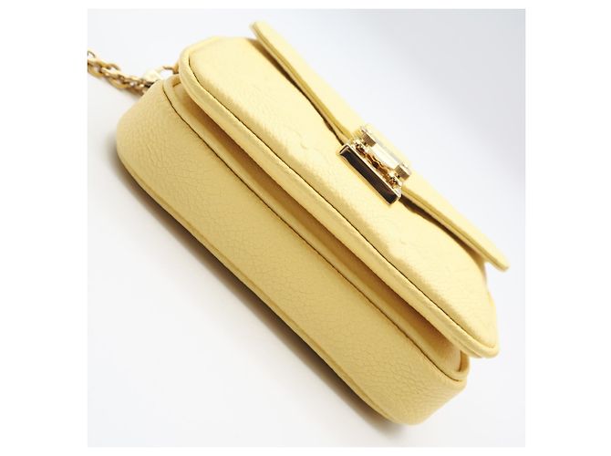 Borsa a Spalla Louis Vuitton Monogram Empreinte Micrometis Giallo - vista 6