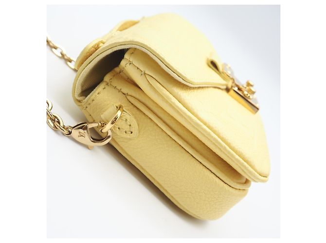 Borsa a Spalla Louis Vuitton Monogram Empreinte Micrometis Giallo - vista 7