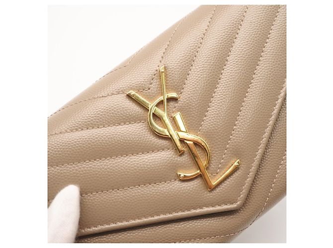 Cartera larga Cassandra Matelassé Yves Saint Laurent Beige - vista 3