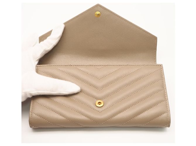Cartera larga Cassandra Matelassé Yves Saint Laurent Beige - vista 9
