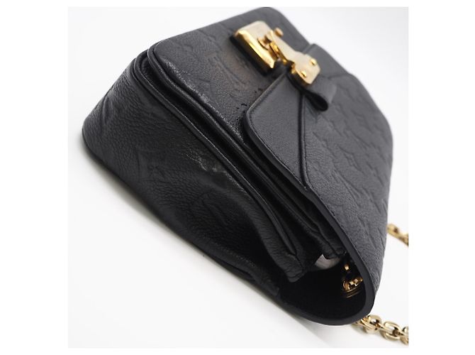 Borsa a tracolla Louis Vuitton Monogram Empreinte Marceau Nero - vista 9