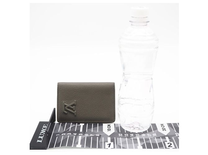 Organizer Louis Vuitton Khaki Cowhide Business Card Case - view 3