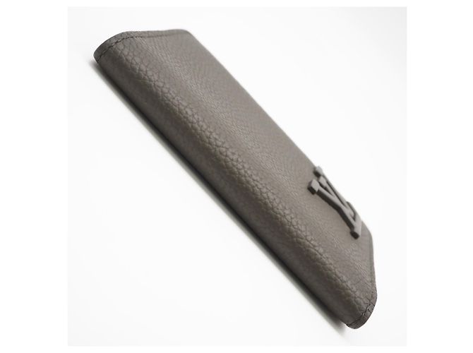 Organizer Louis Vuitton Khaki Cowhide Business Card Case - view 7