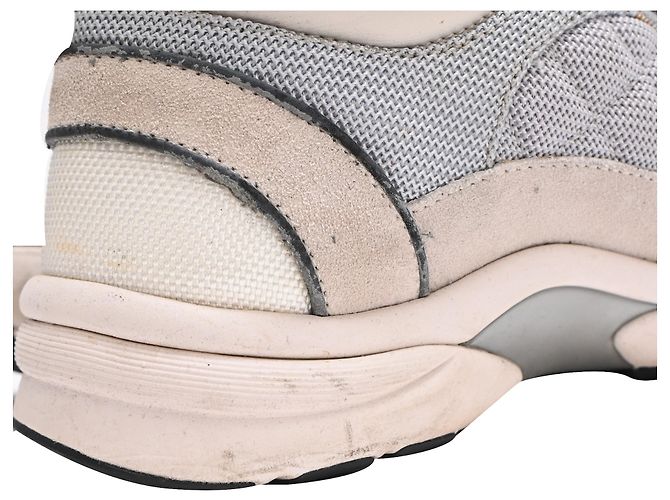 Sneakers basse Chanel CC in scamosciato grigio e mesh - vista 15