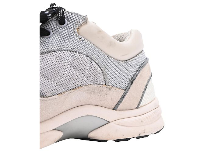 Sneakers basse Chanel CC in scamosciato grigio e mesh - vista 16