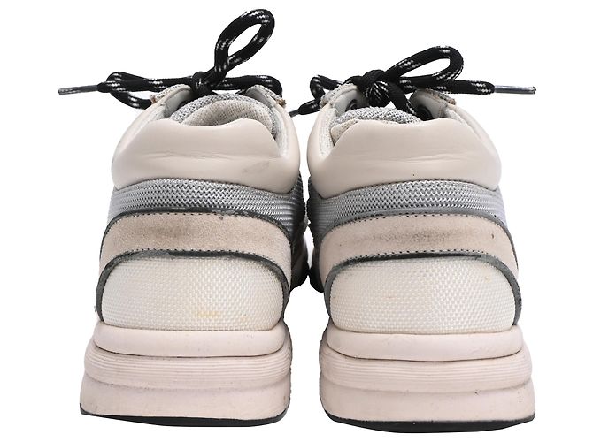 Sneakers basse Chanel CC in scamosciato grigio e mesh - vista 5
