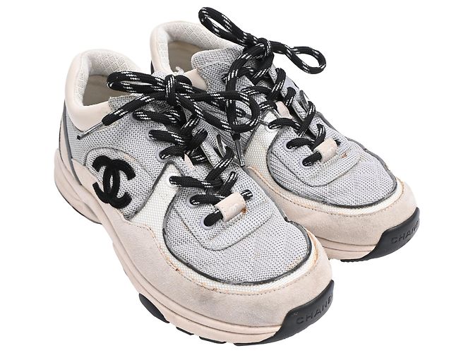 Sneakers basse Chanel CC in scamosciato grigio e mesh - vista 6