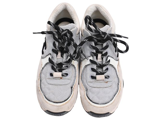 Sneakers basse Chanel CC in scamosciato grigio e mesh - vista 7