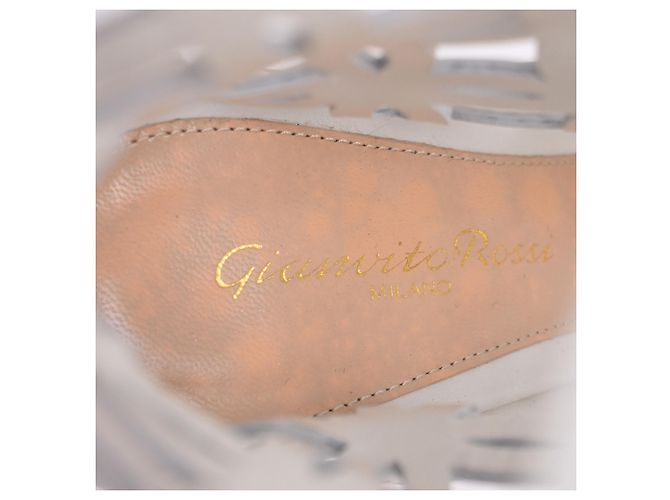 Sandali con tacco Gianvito Rossi Cutout Lace-Up in pelle bianca Bianco Crudo - vista 8