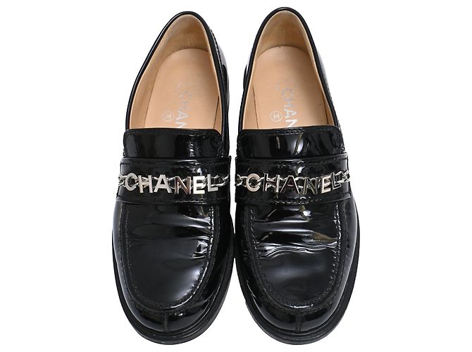 Timeless Mocassini Chanel Logo-Plaque in vernice nera Nero - vista 5