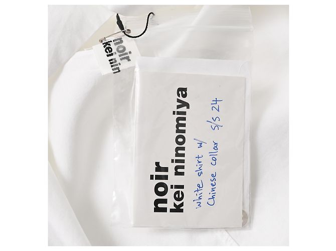 Comme Des Garcons Comme Des Garçons Kurzarmhemd mit Stehkragen aus weißer Baumwolle - Ansicht 9
