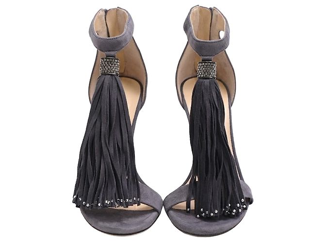 Sandali con tacco Viola di Jimmy Choo in camoscio grigio con nappe - vista 2
