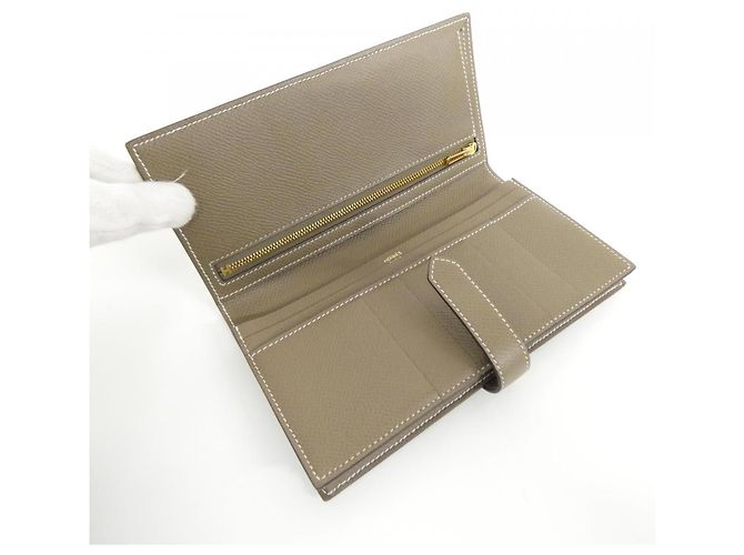 Béarn Hermès Cartera larga Hermes Bearn Souffle Epsom Castaño Gris pardo - vista 7