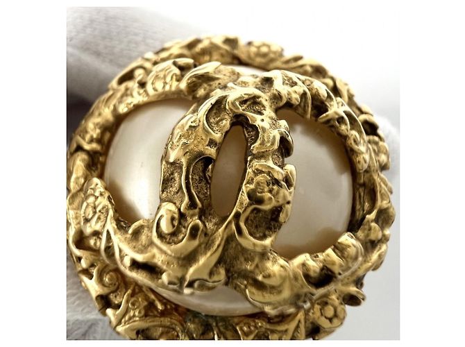 Orecchini vintage Chanel a clip con perla finta D'oro - vista 5