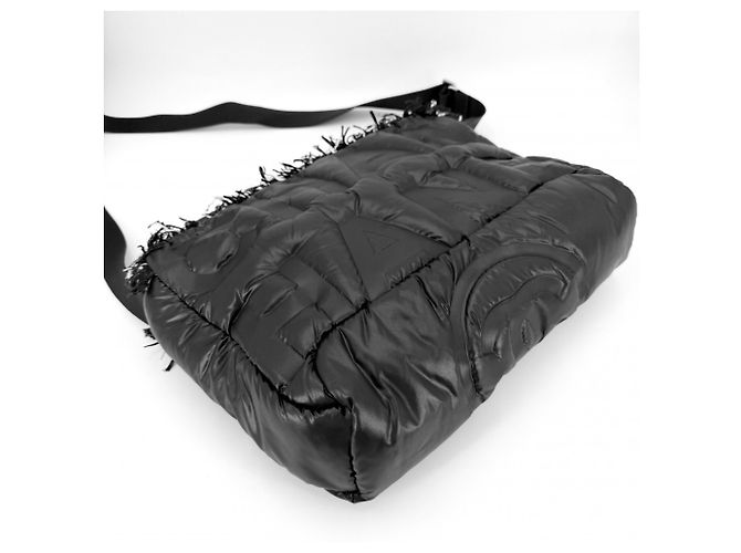 Borsa a tracolla Chanel Coconeige in Tweed Nero - vista 3