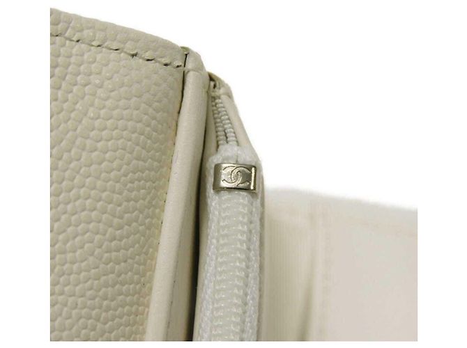 Chanel Matelassé Medium Tri-fold Wallet Weiß - Ansicht 16
