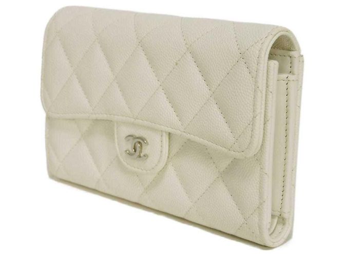 Chanel Matelassé Medium Tri-fold Wallet Weiß - Ansicht 2