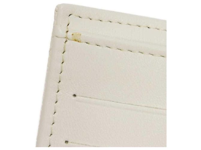 Chanel Matelassé Medium Tri-fold Wallet Weiß - Ansicht 9