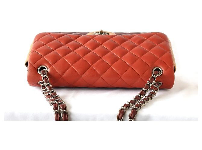Chanel Paris-Edinburgh Flap Quilted Calfskin Medium Rosso - vista 6