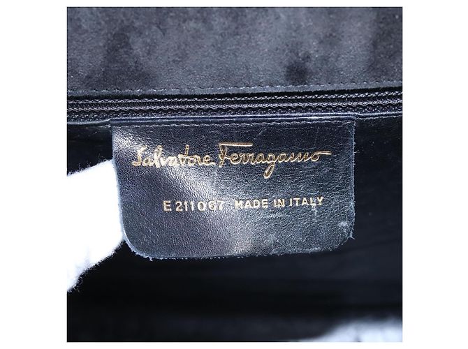 Salvatore Ferragamo Gancini Flap in vernice Nero - vista 6