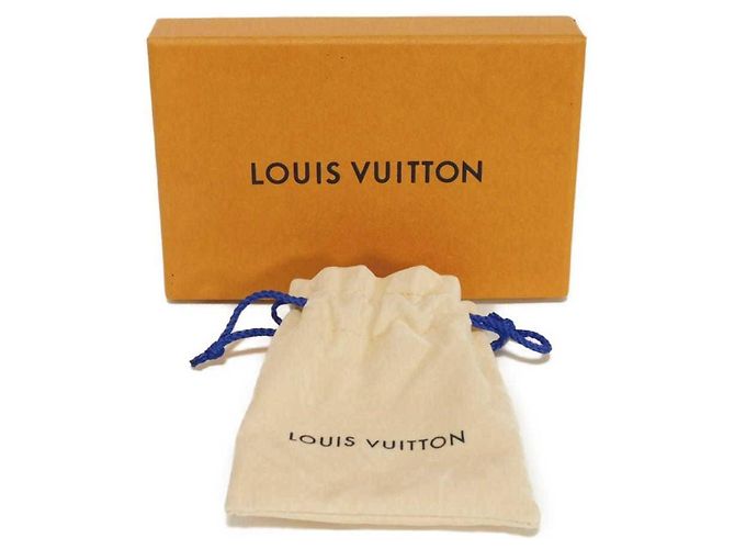 Orecchini Louis Vuitton Heart Falling in Love PM Gold Stud D'oro - vista 13
