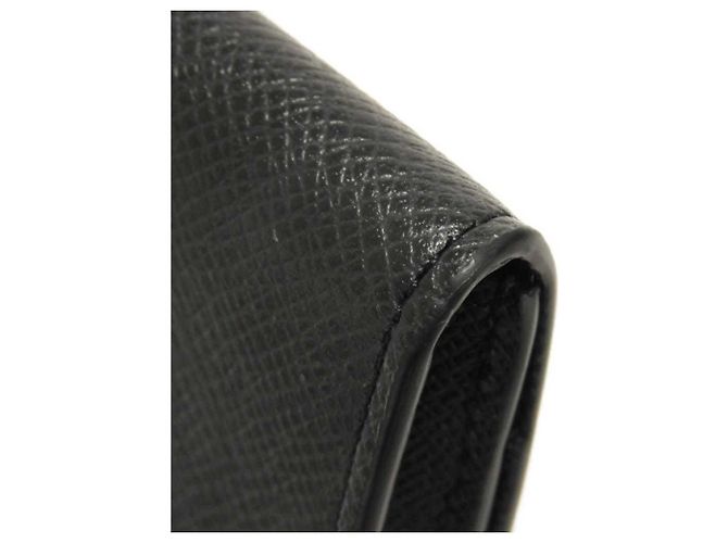 Tarjetero de cuero Taiga Louis Vuitton Negro - vista 11