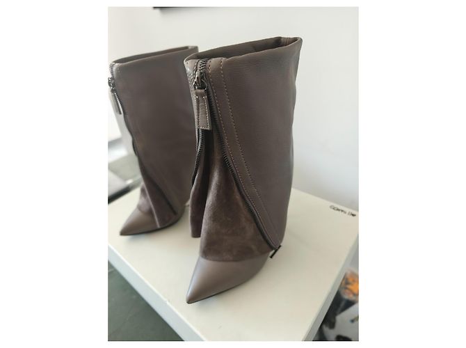 Casadei Botas de couro e camurça cinza Taupe - vista 5
