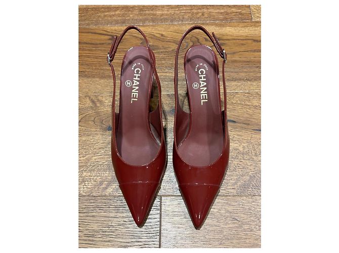 Chanel Burgundy Patent Leather Slingback Heels Dark red - view 3