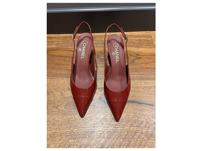 Chanel Burgundy Patent Leather Slingback Heels Dark red - view 9