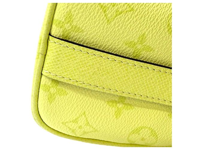 Borsa Louis Vuitton Keepall Bandouliere 25 D'oro - vista 8