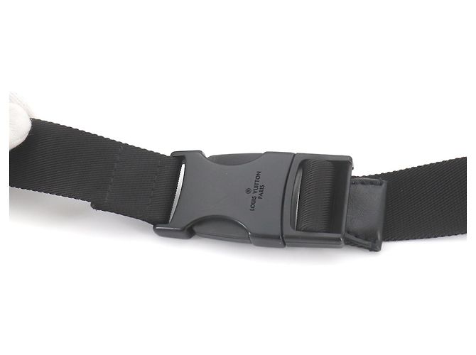 Louis Vuitton Monogram Galaxy Discovery Bumbag Nero - vista 7