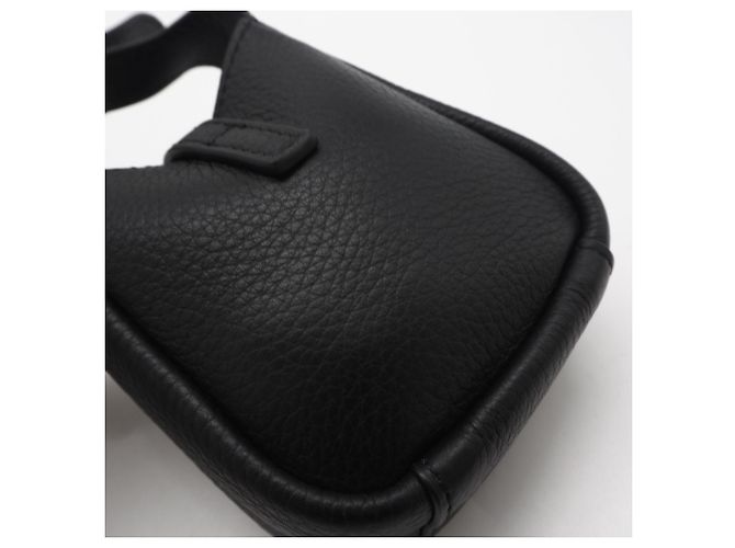 Yves Saint Laurent Grain Leather LE 5 A 7 Soft Micro Pouch Nero - vista 3