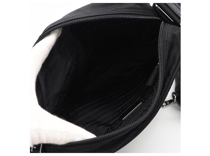 Borsa a tracolla PRADA in poliammide riciclata Re-Nylon Nero - vista 9