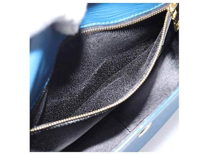 LOUIS VUITTON Epi Saint Cloud GM Shoulder Bag Toledo Blue M52195 LV Auth ep15054 - vista 11