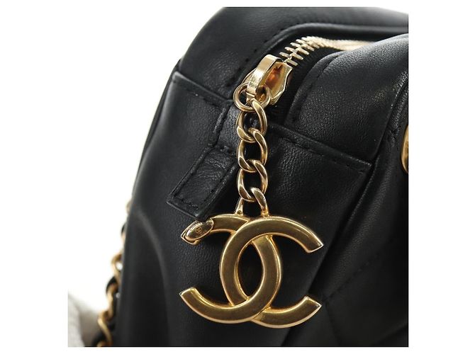 CHANEL Borsa All About Chain Matelasse in pelle di agnello nera e oro CC Auth 189115SM Nero D'oro - vista 10