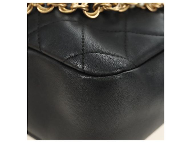 CHANEL Borsa All About Chain Matelasse in pelle di agnello nera e oro CC Auth 189115SM Nero D'oro - vista 16